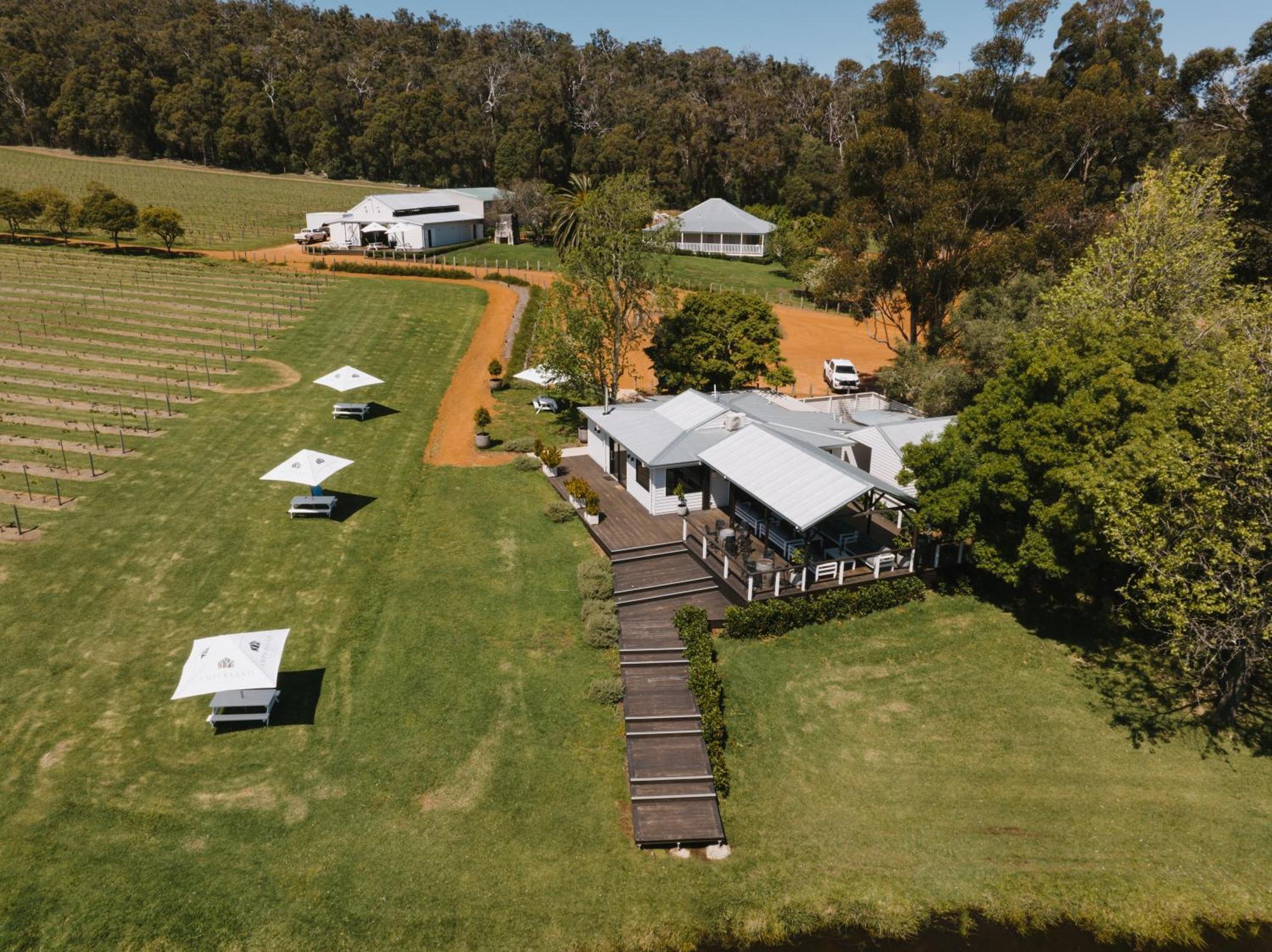 Ampersand Estates Pemberton Esterno foto